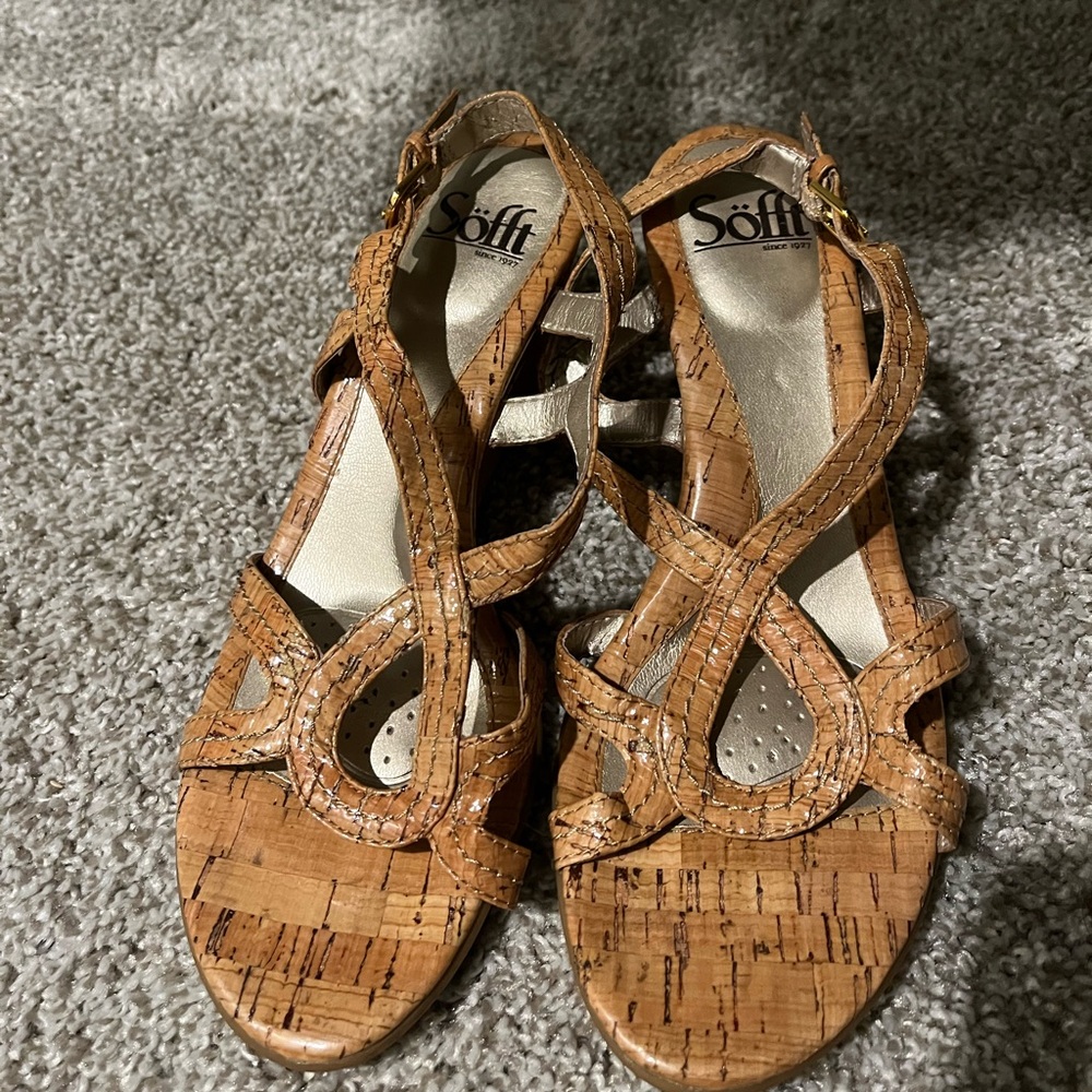 Sofft wedges